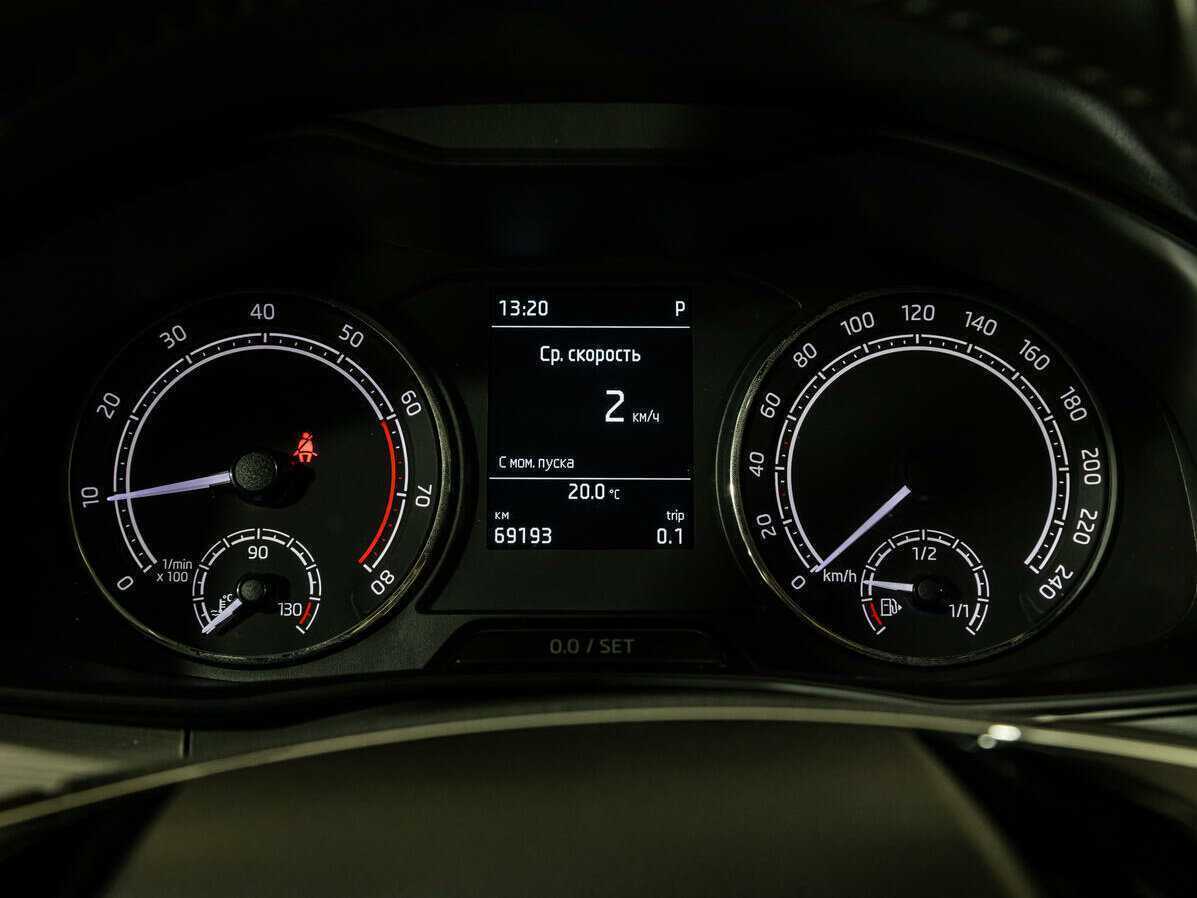 Купить Skoda Rapid с пробегом. Фото: #11