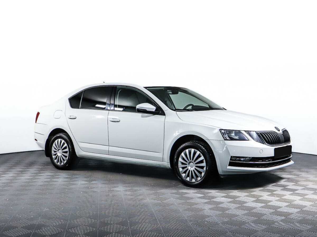 Купить Skoda Octavia с пробегом. Фото: #2