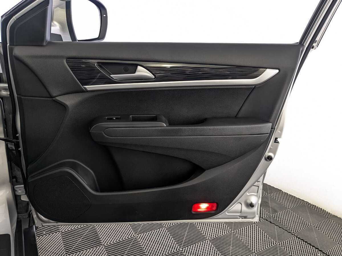 Купить Dongfeng AX7 с пробегом. Фото: #24