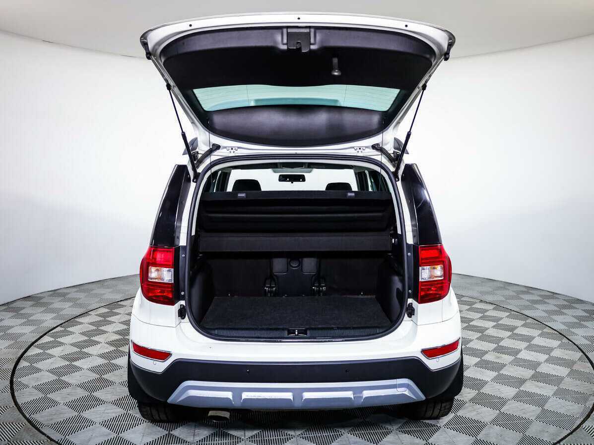 Купить Skoda Yeti с пробегом. Фото: #16