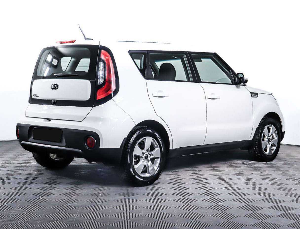 Купить Kia Soul с пробегом. Фото: #4
