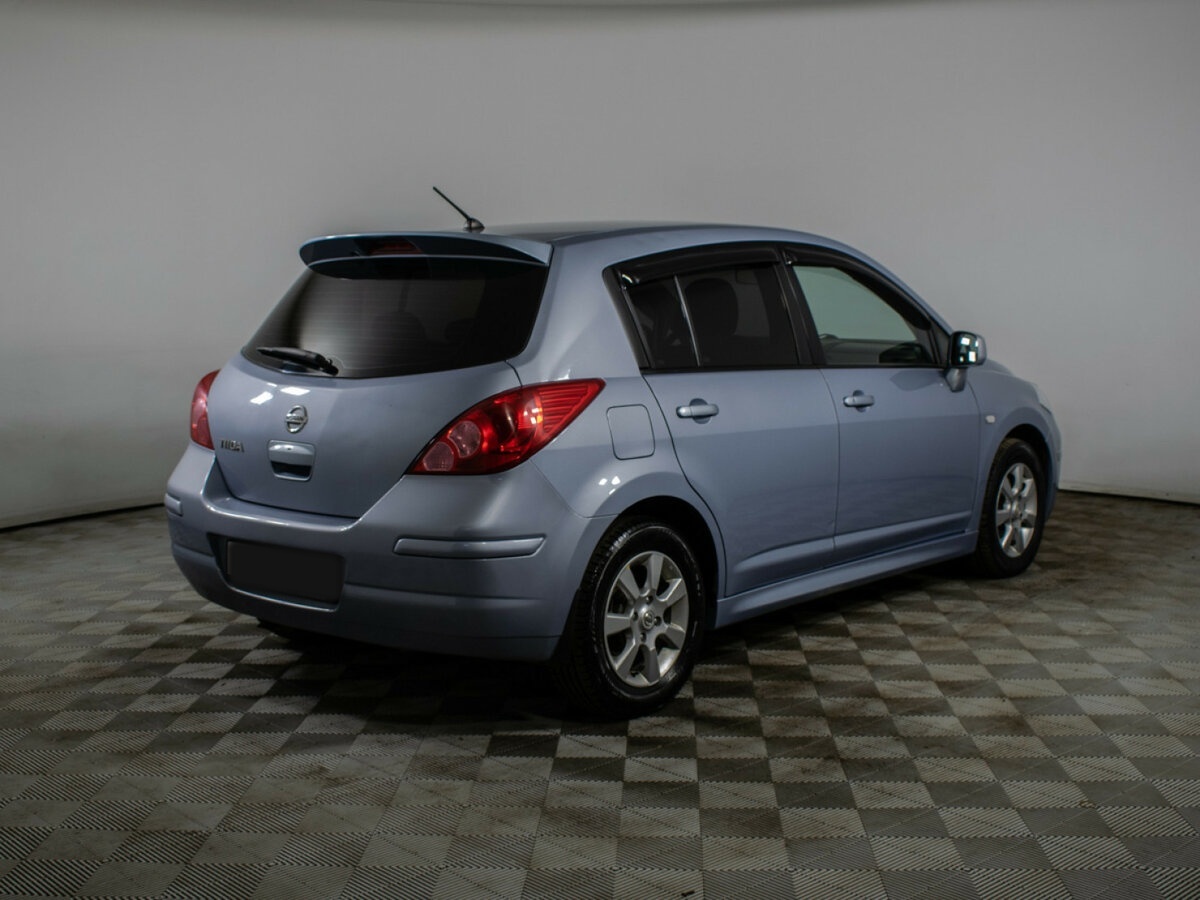 Купить Nissan Tiida с пробегом. Фото: #4