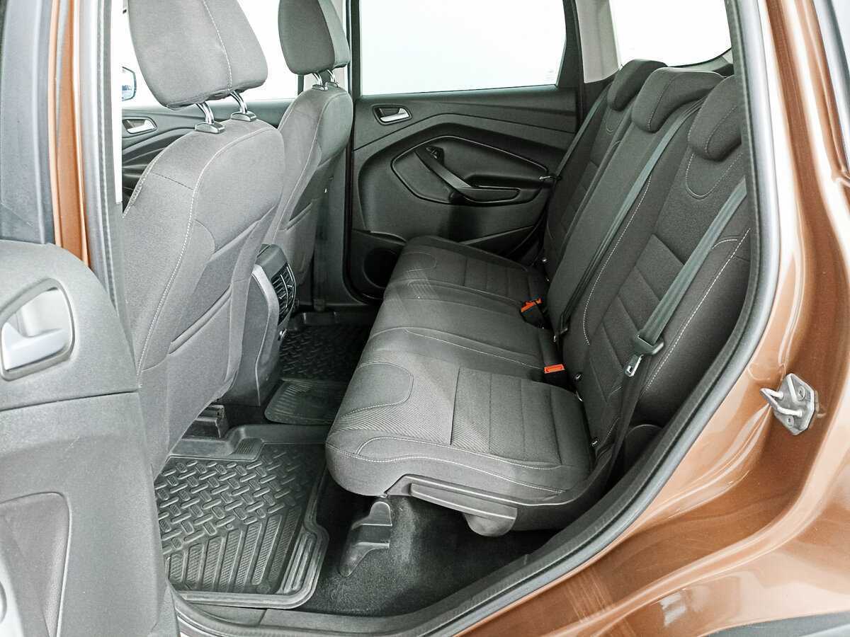 Купить Ford Kuga с пробегом. Фото: #8