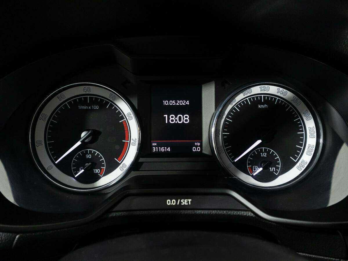 Купить Skoda Octavia с пробегом. Фото: #11