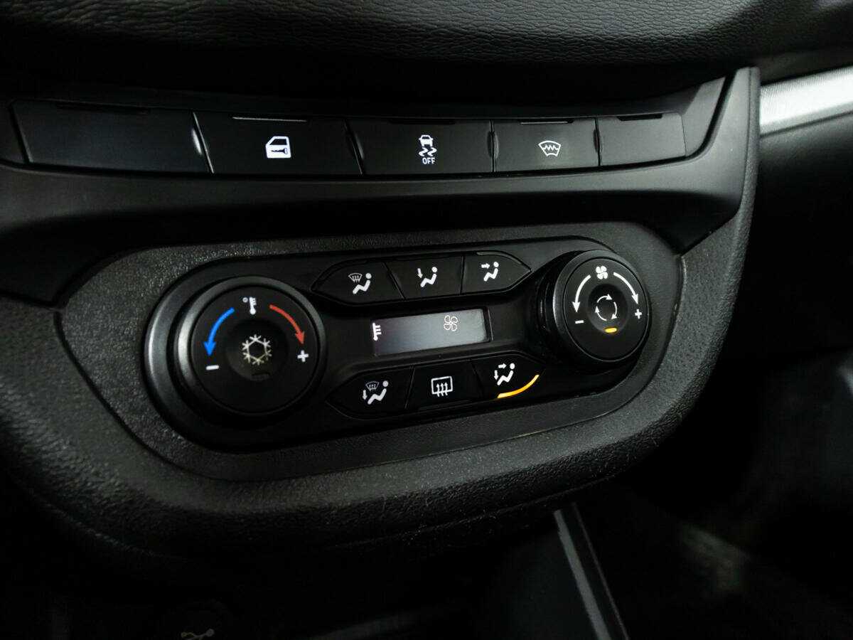 Купить Lada (ВАЗ) Vesta с пробегом. Фото: #14