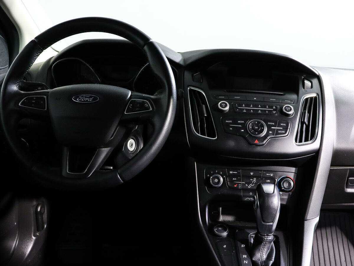 Купить Ford Focus с пробегом. Фото: #10
