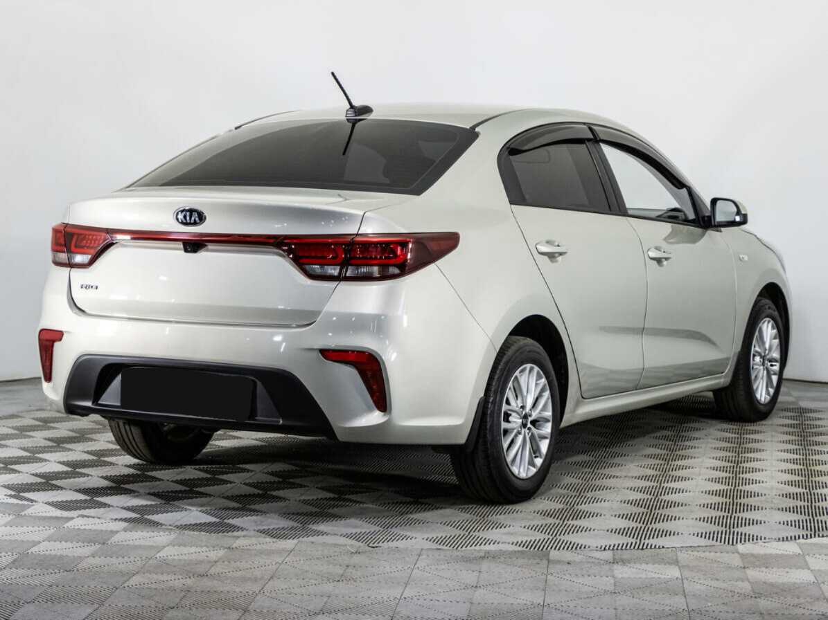 Купить Kia Rio с пробегом. Фото: #4