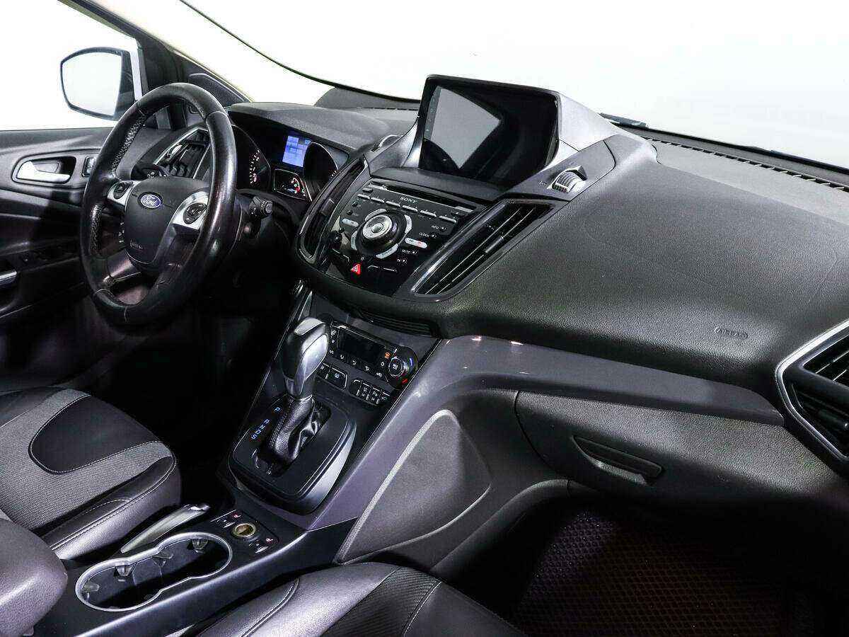 Купить Ford Kuga с пробегом. Фото: #7