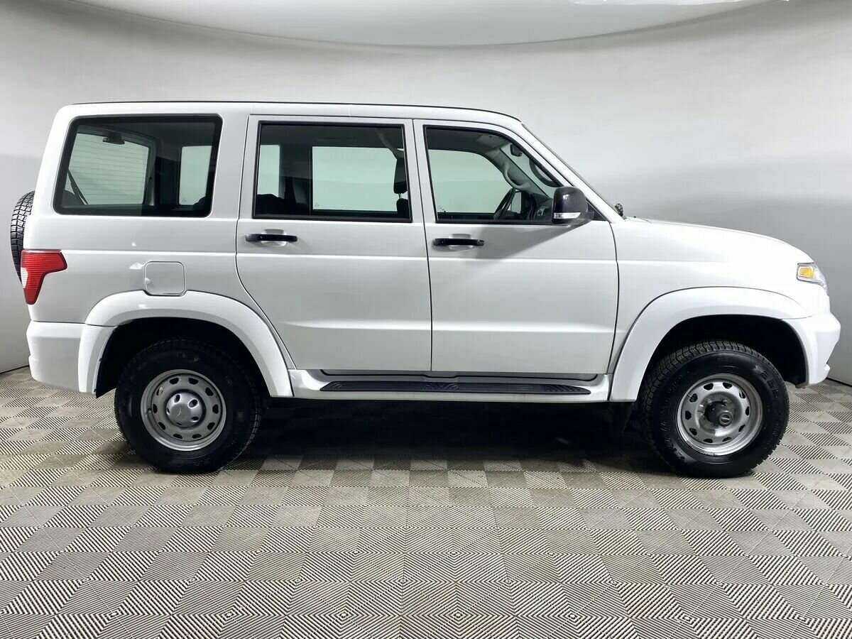 Купить УАЗ Patriot с пробегом. Фото: #2