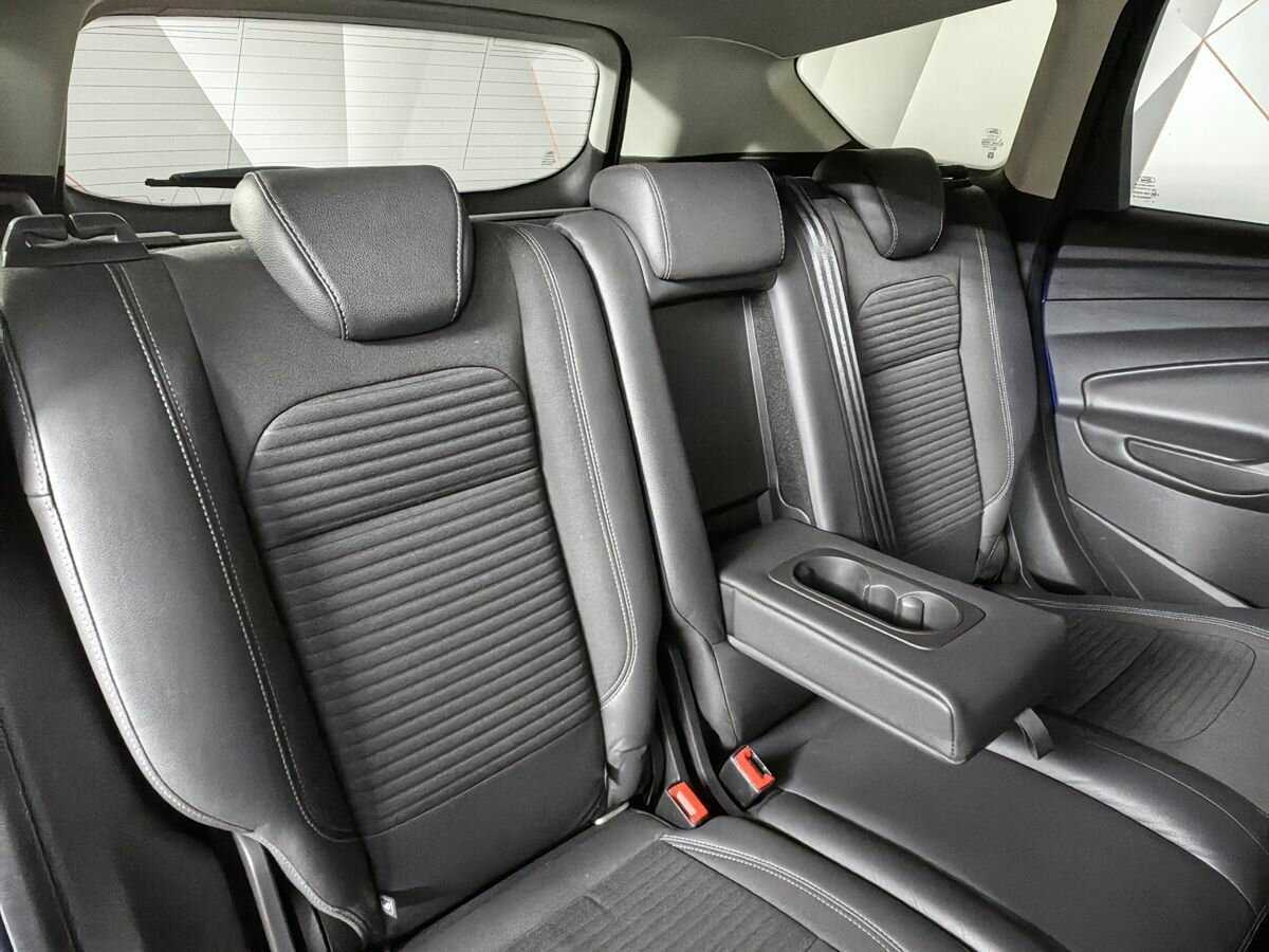 Купить Ford Kuga с пробегом. Фото: #12