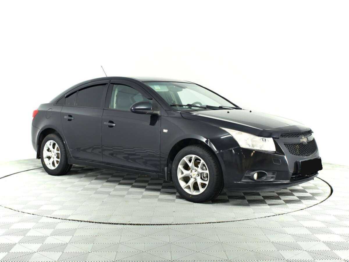 Купить Chevrolet Cruze с пробегом. Фото: #2