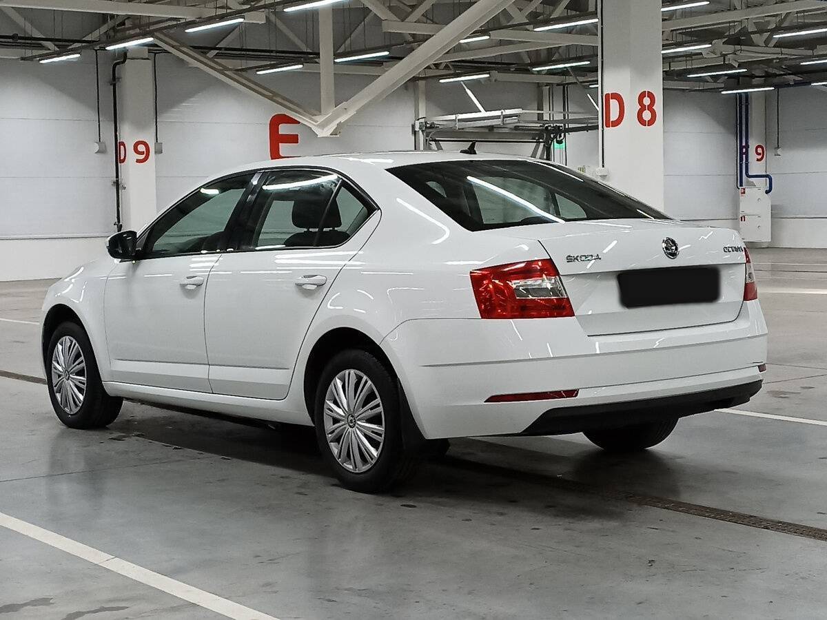 Купить Skoda Octavia с пробегом. Фото: #6