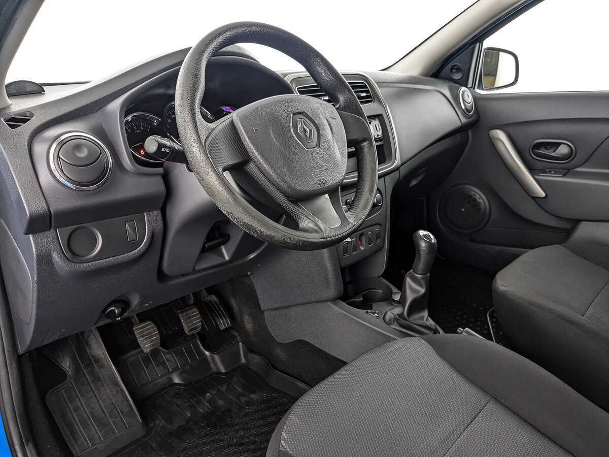 Купить Renault Logan с пробегом. Фото: #10