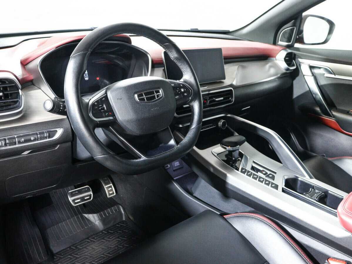 Купить Geely Coolray с пробегом. Фото: #13