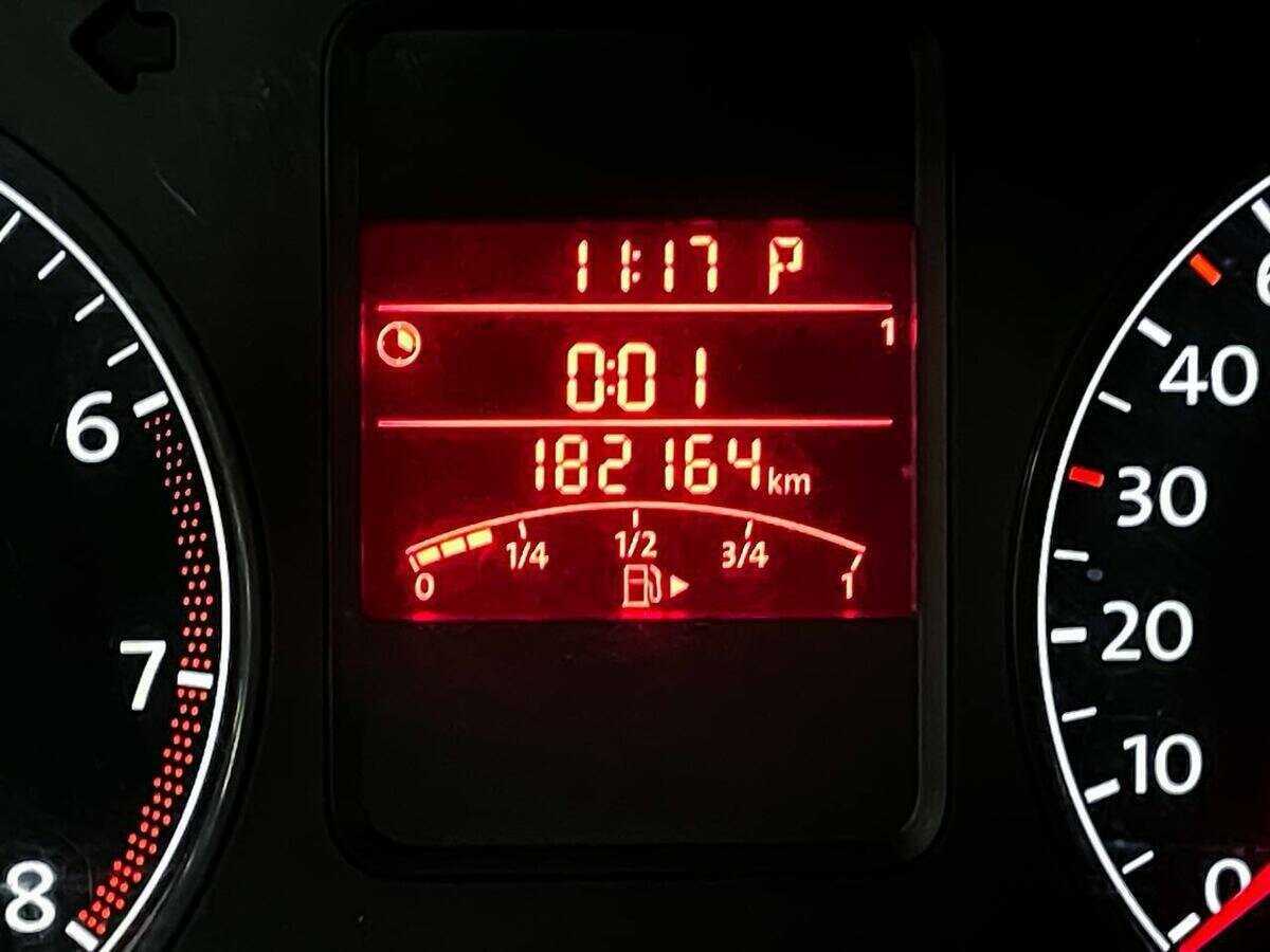 Купить Volkswagen Polo с пробегом. Фото: #15