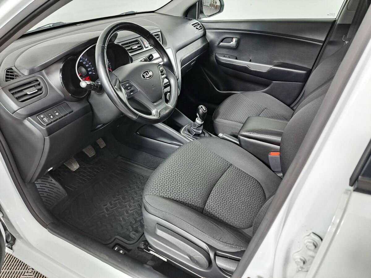 Купить Kia Rio с пробегом. Фото: #13