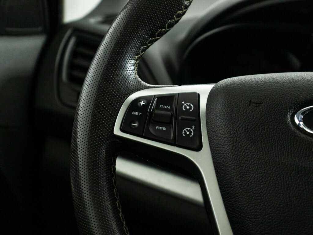 Купить Lada (ВАЗ) Vesta с пробегом. Фото: #16