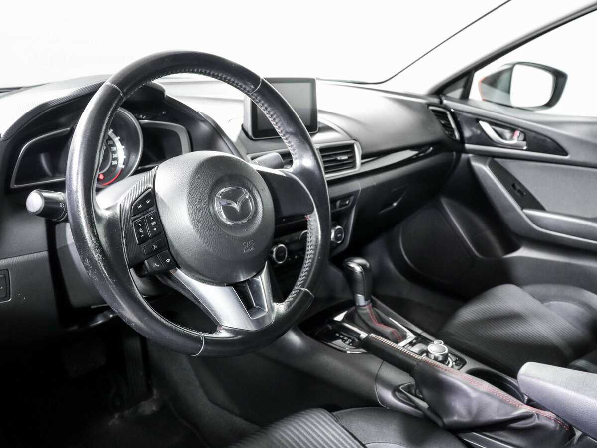 Купить Mazda 3 с пробегом. Фото: #10