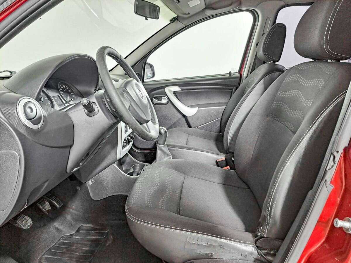 Купить Renault Sandero с пробегом. Фото: #13