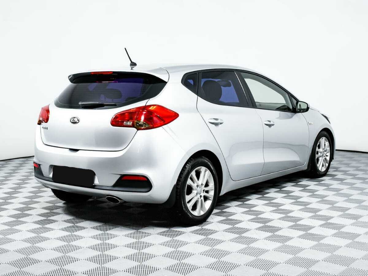 Купить Kia Ceed с пробегом. Фото: #4