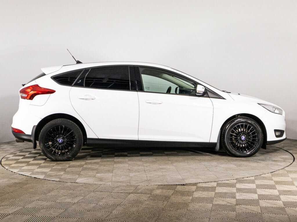 Купить Ford Focus с пробегом. Фото: #3
