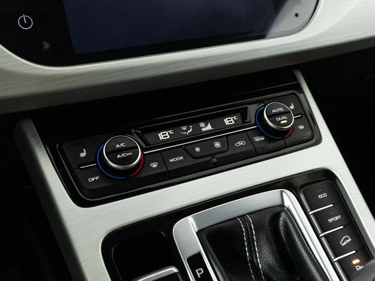 Купить Geely Atlas с пробегом. Фото: #16