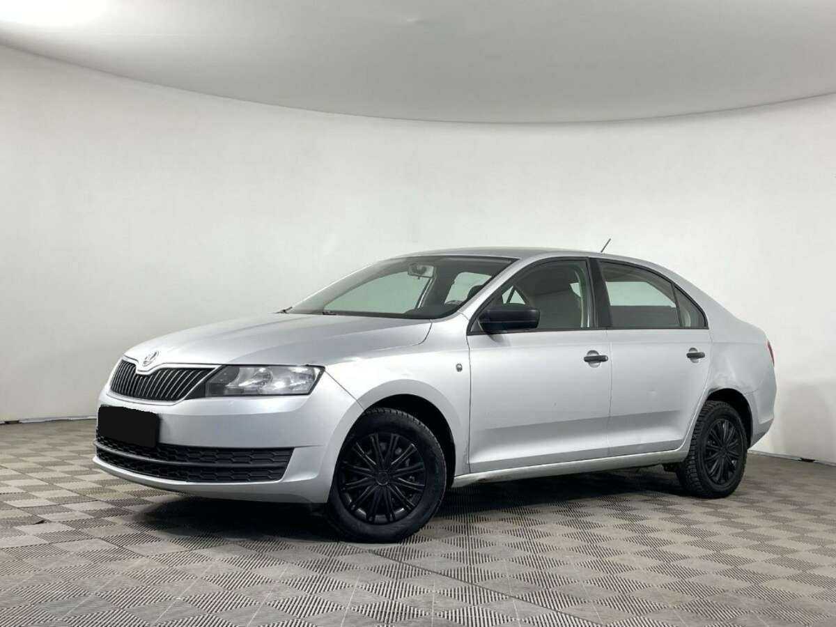 Купить Skoda Rapid с пробегом. Фото: #0