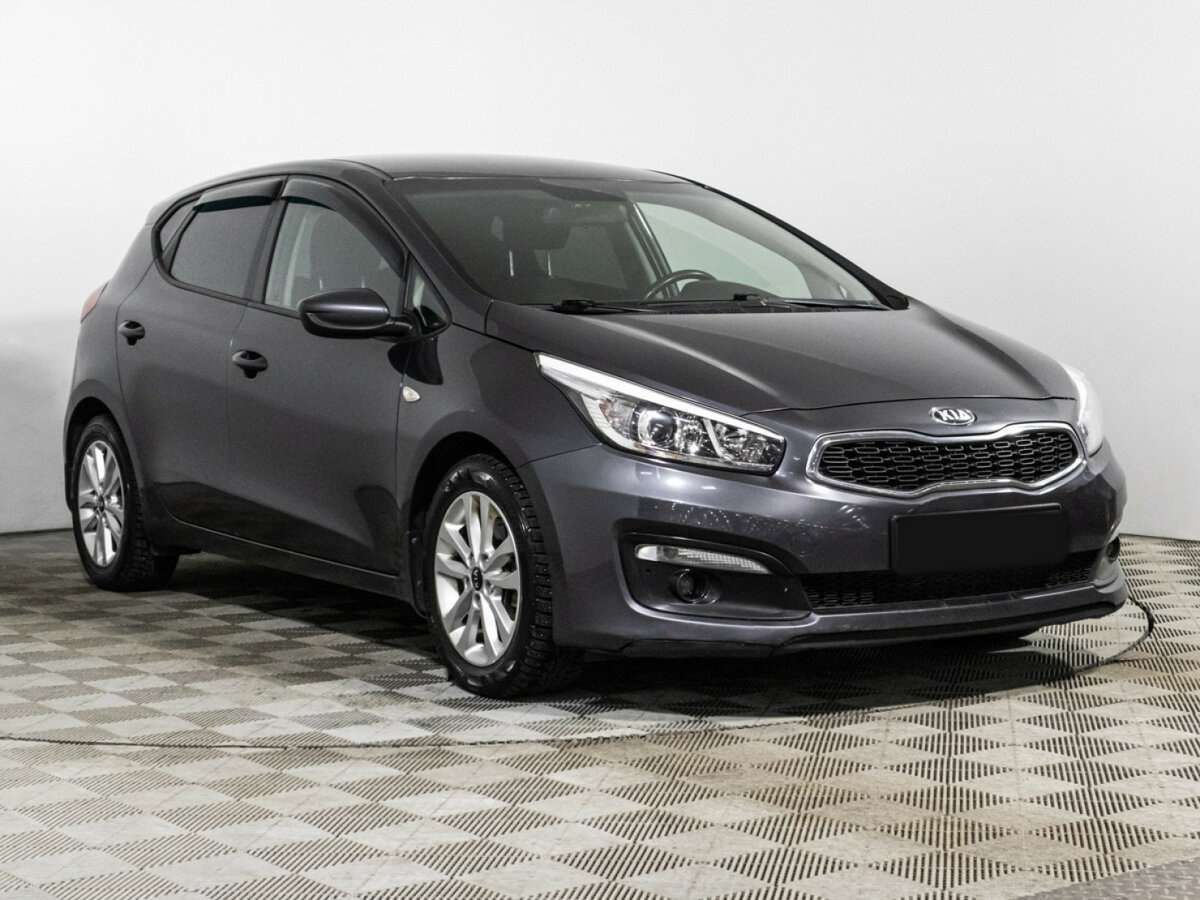 Купить Kia Ceed с пробегом. Фото: #2
