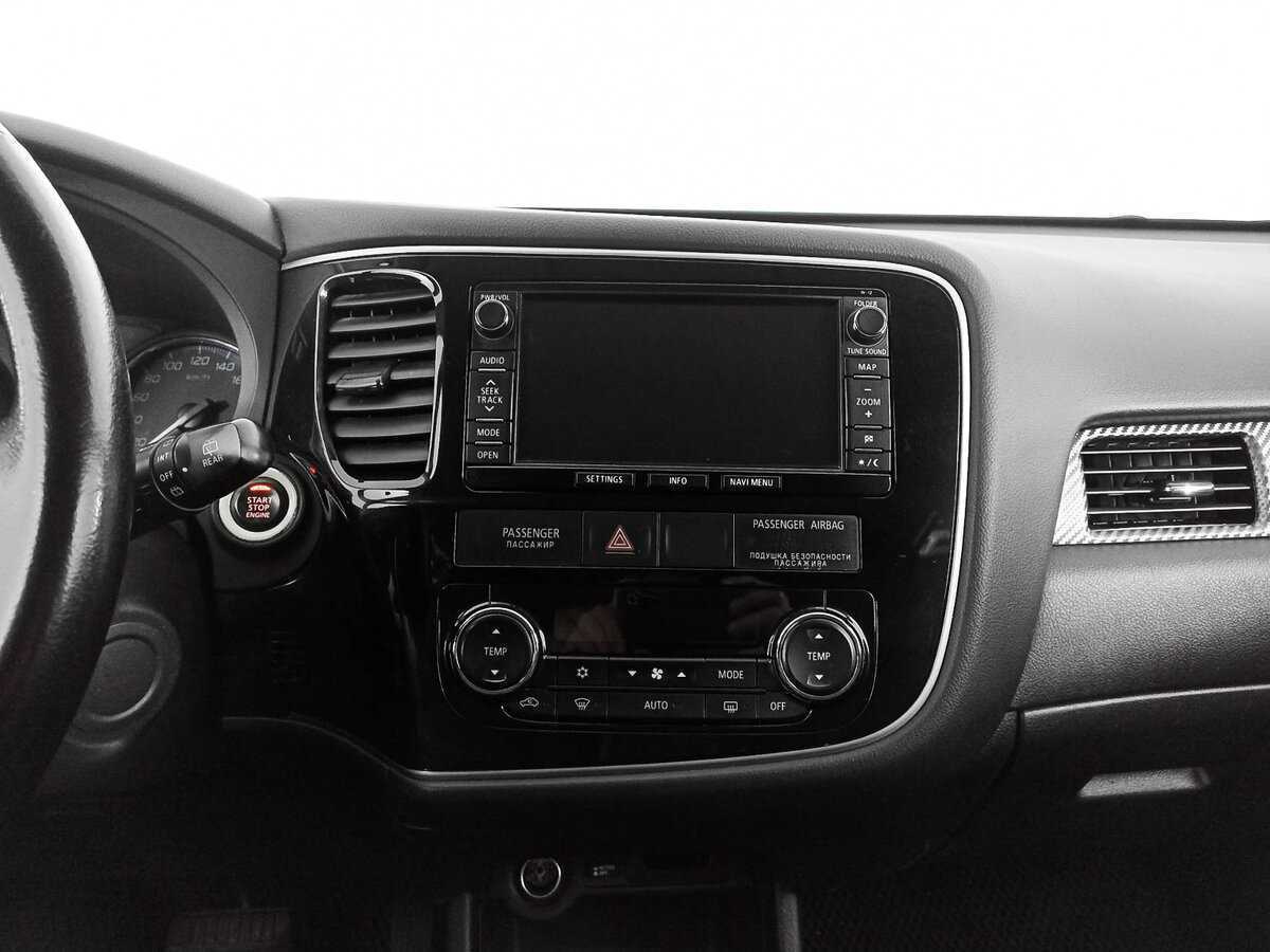 Купить Mitsubishi Outlander с пробегом. Фото: #10