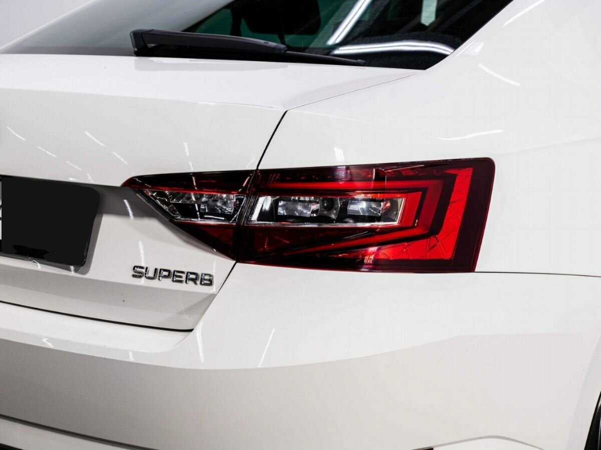 Купить Skoda Superb с пробегом. Фото: #18