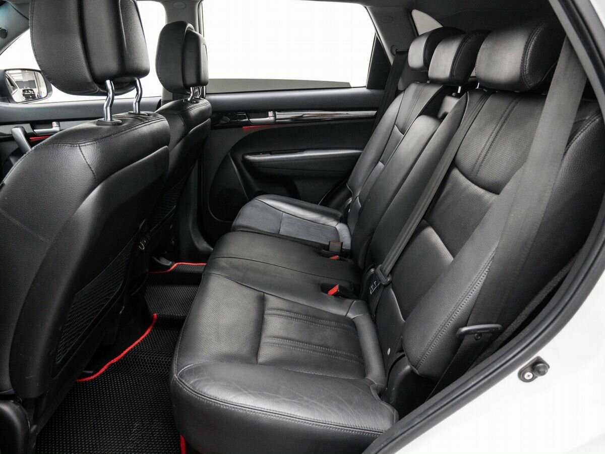 Купить Kia Sorento с пробегом. Фото: #11