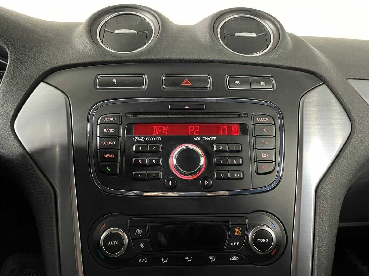 Купить Ford Mondeo с пробегом. Фото: #11