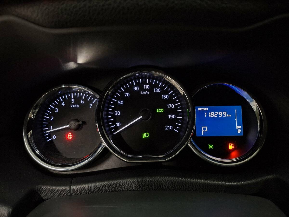 Купить Nissan Terrano с пробегом. Фото: #12
