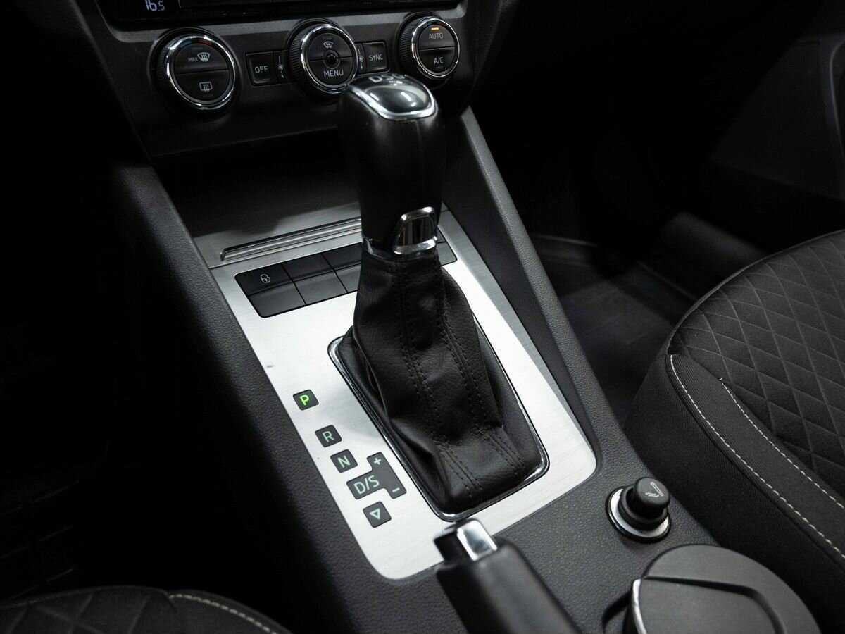 Купить Skoda Octavia с пробегом. Фото: #22