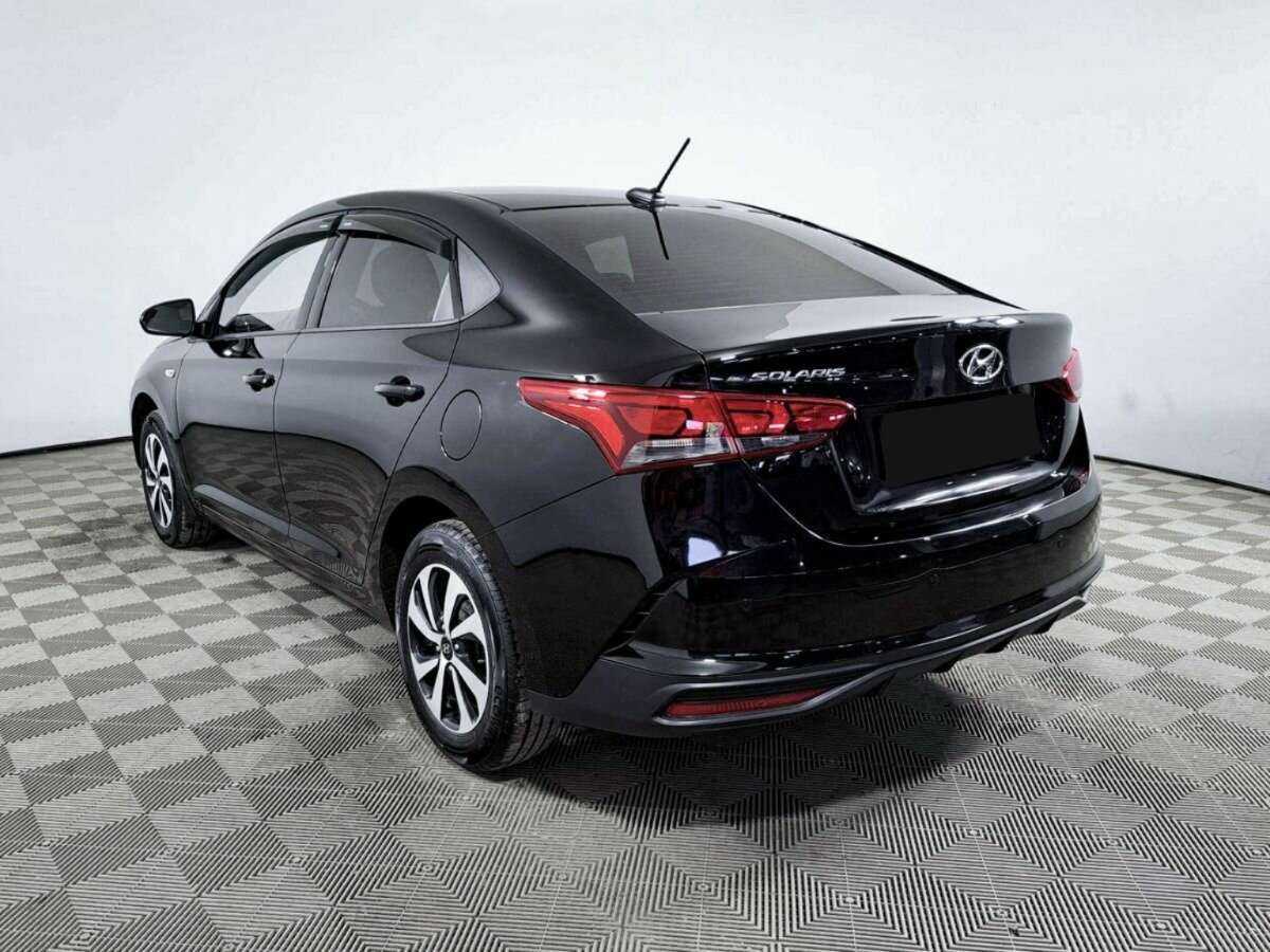 Купить Hyundai Solaris с пробегом. Фото: #4