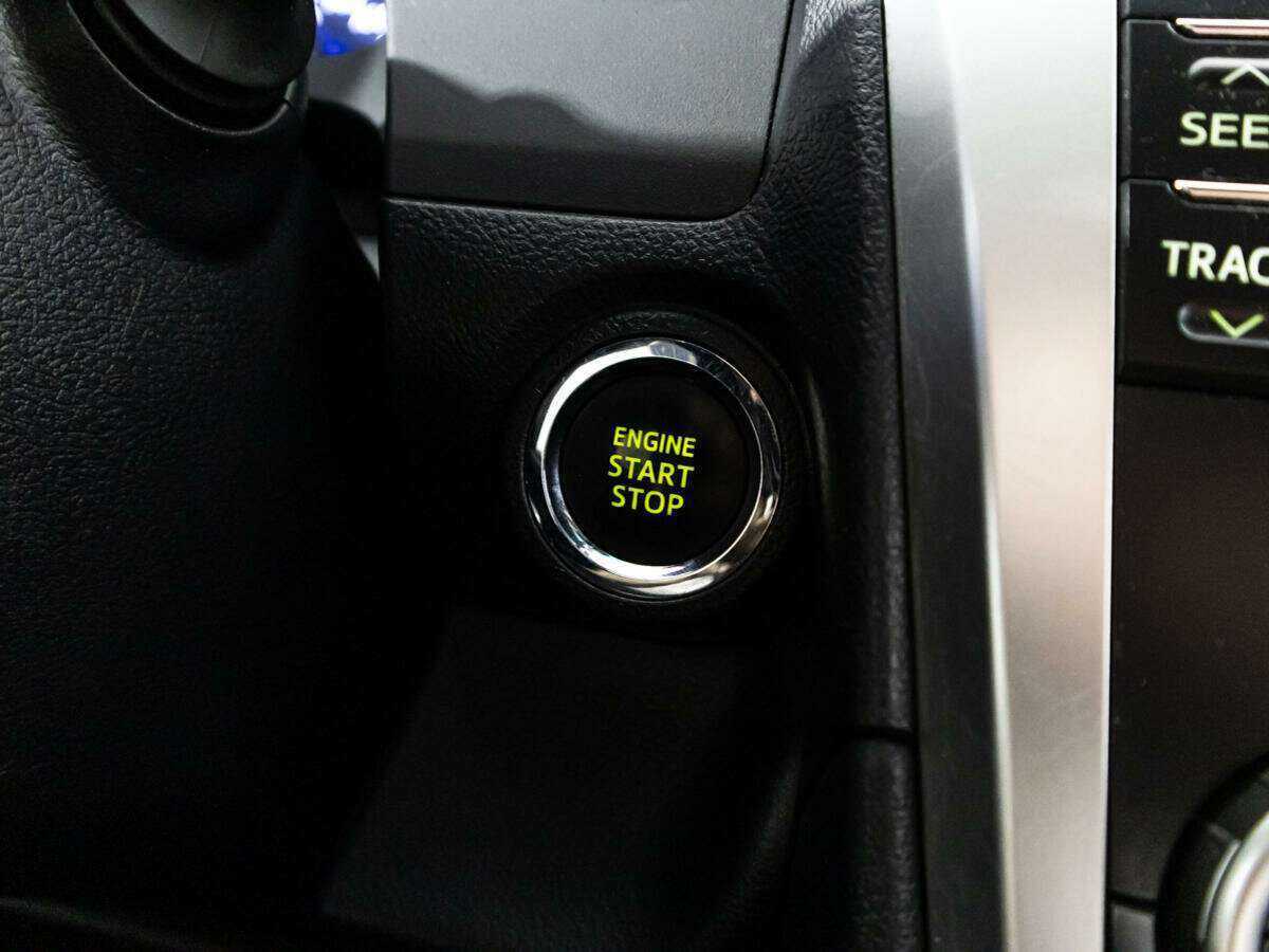 Купить Toyota Camry с пробегом. Фото: #17