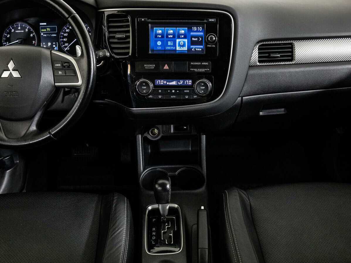 Купить Mitsubishi Outlander с пробегом. Фото: #12