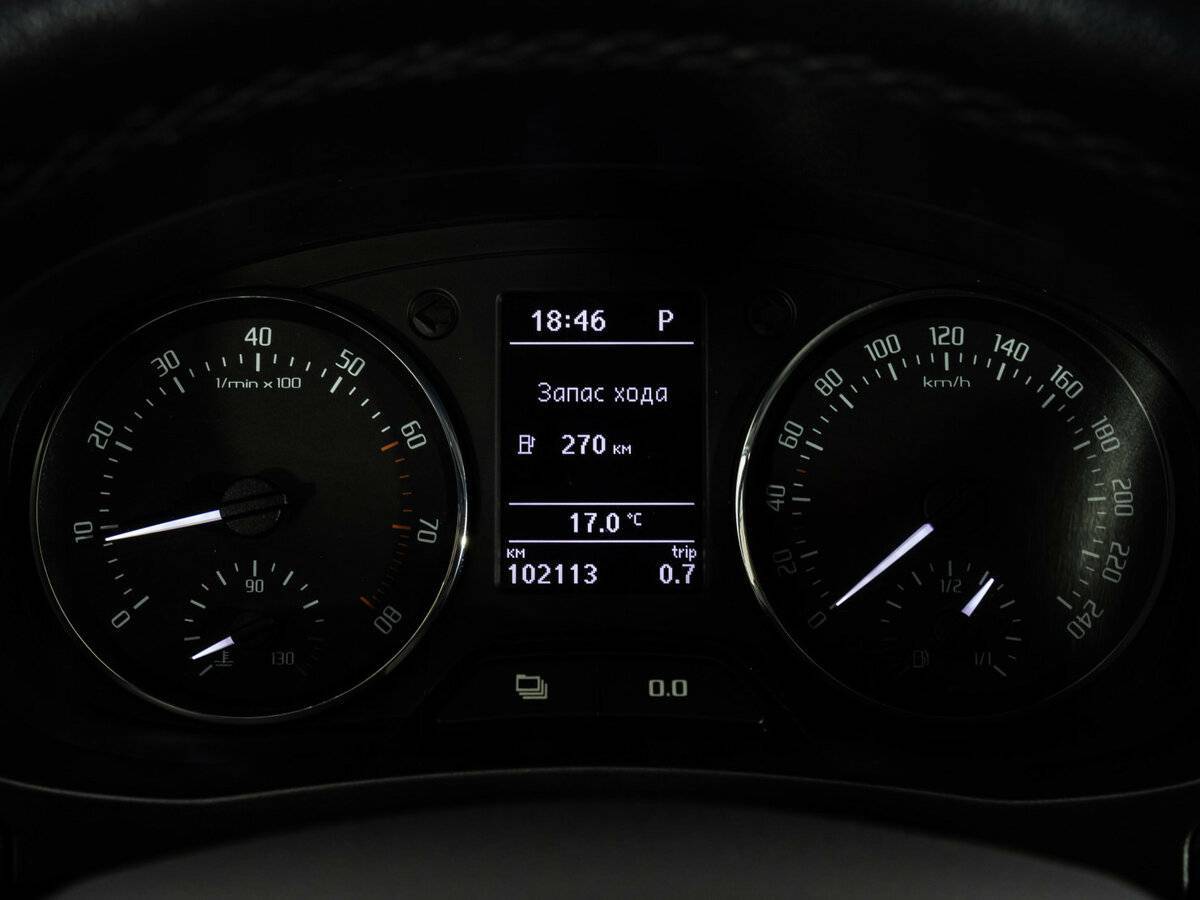 Купить Skoda Fabia с пробегом. Фото: #17