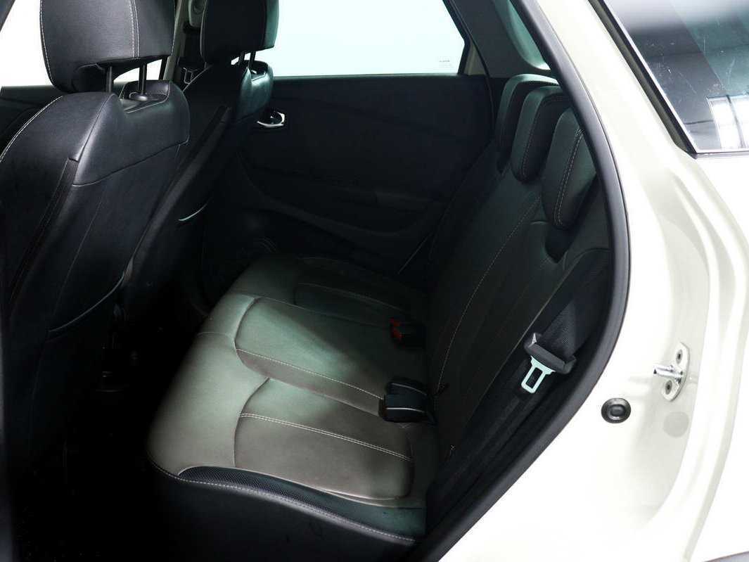 Купить Renault Kaptur с пробегом. Фото: #11