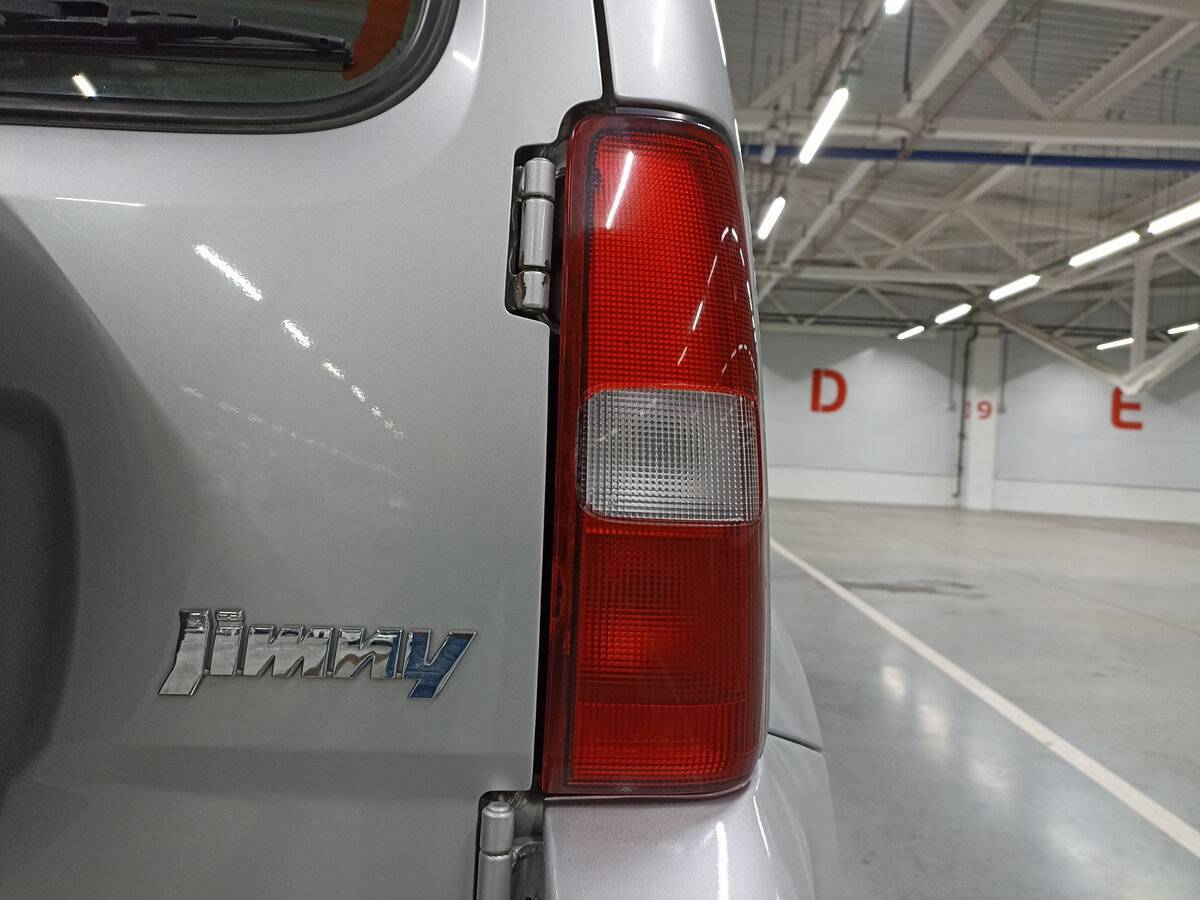 Купить Suzuki Jimny с пробегом. Фото: #8