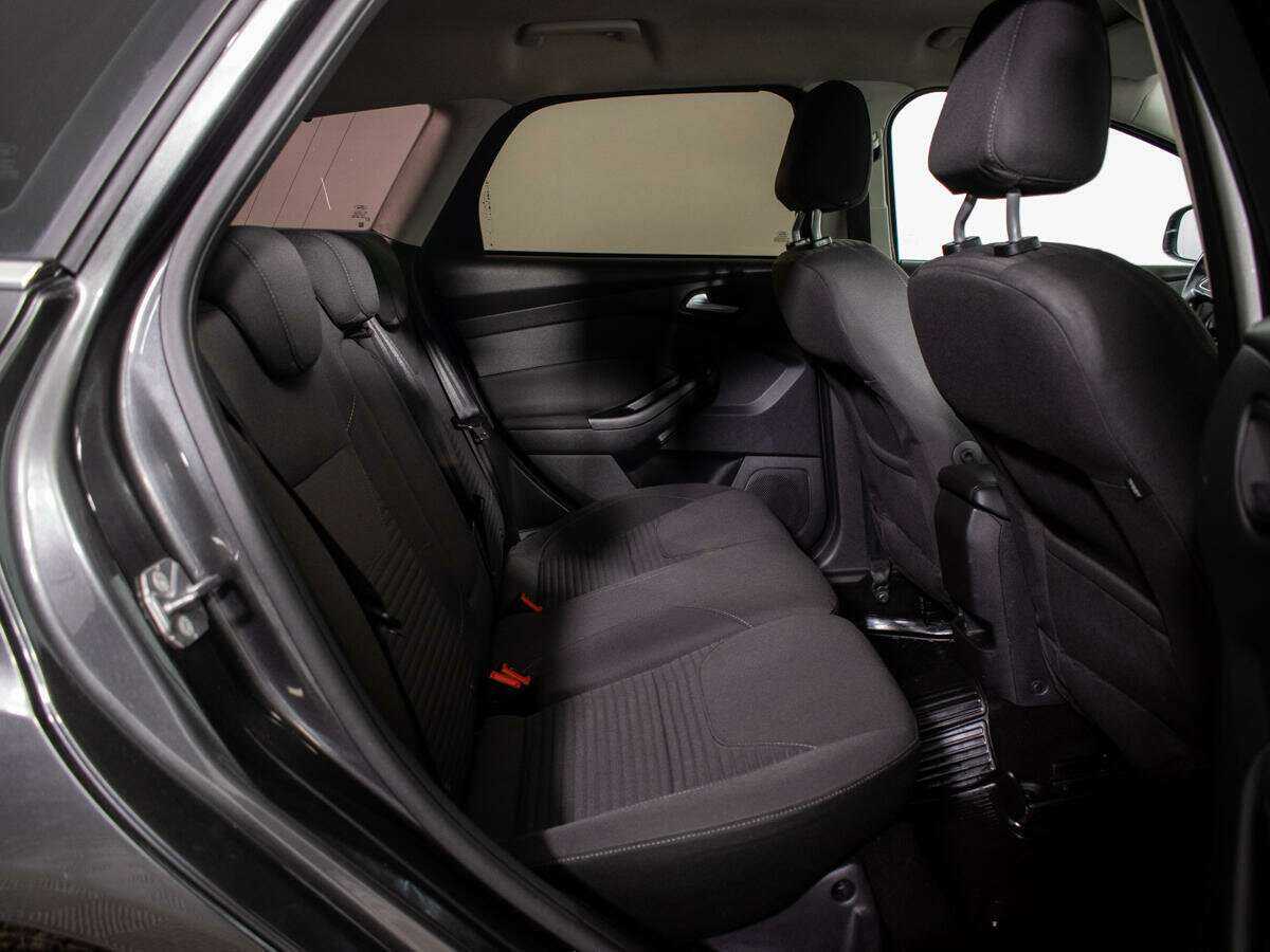 Купить Ford Focus с пробегом. Фото: #7