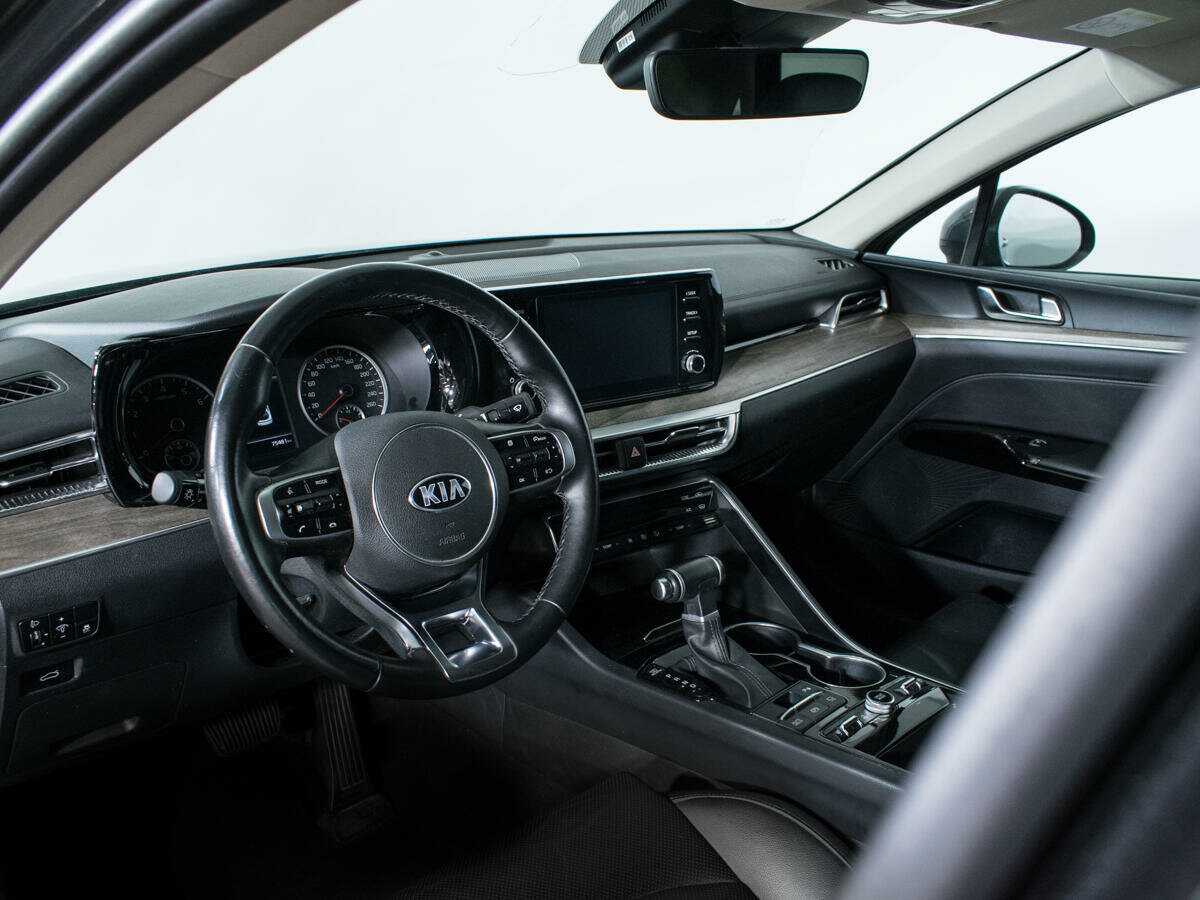 Купить Kia K5 с пробегом. Фото: #12