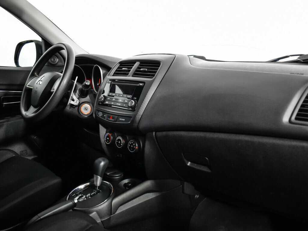 Купить Mitsubishi ASX с пробегом. Фото: #8