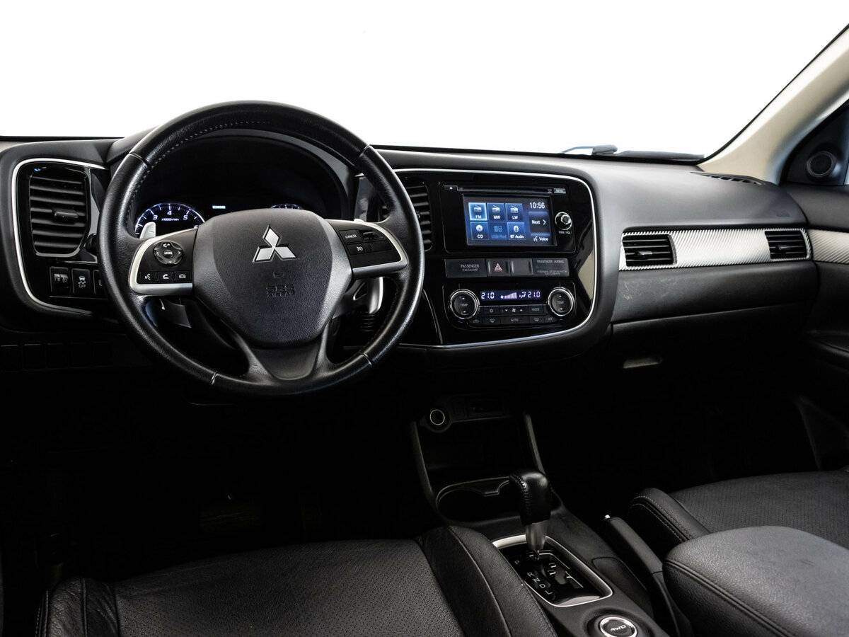 Купить Mitsubishi Outlander с пробегом. Фото: #8