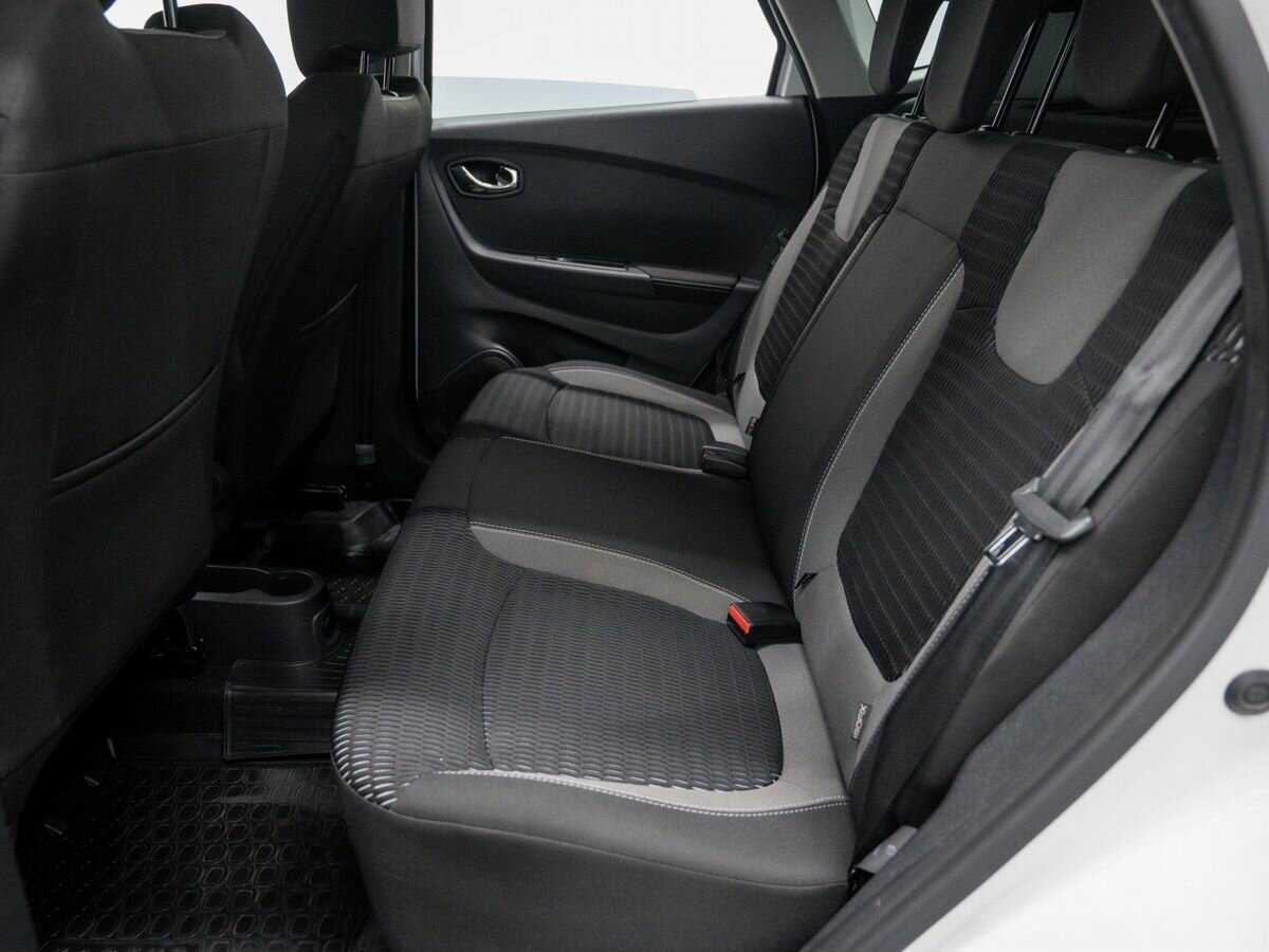 Купить Renault Kaptur с пробегом. Фото: #12