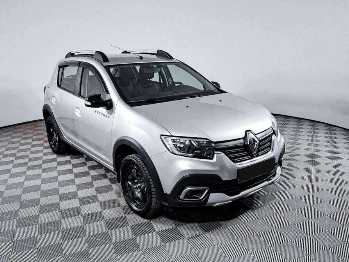 Купить Renault Sandero с пробегом. Фото: #2