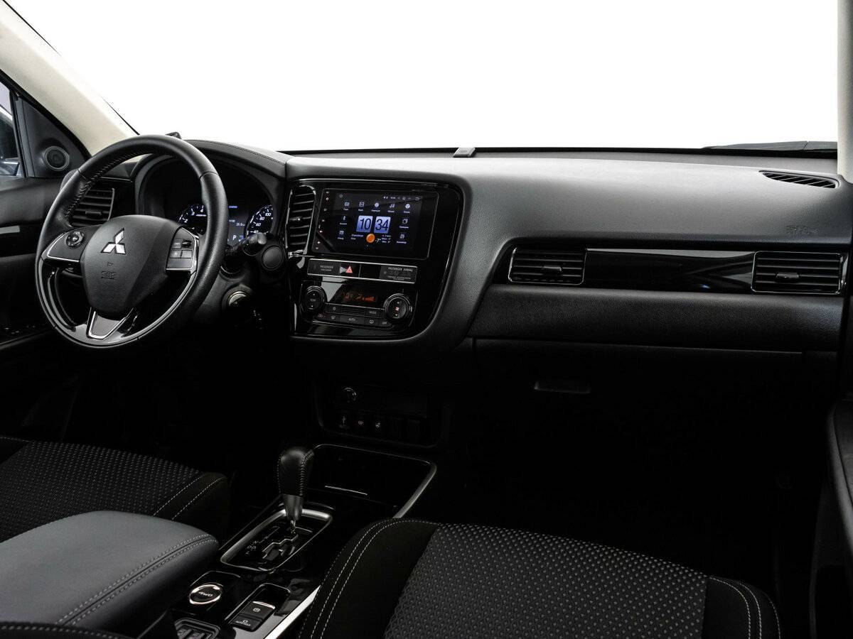 Купить Mitsubishi Outlander с пробегом. Фото: #6