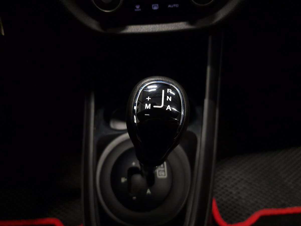 Купить Lada (ВАЗ) Vesta с пробегом. Фото: #7