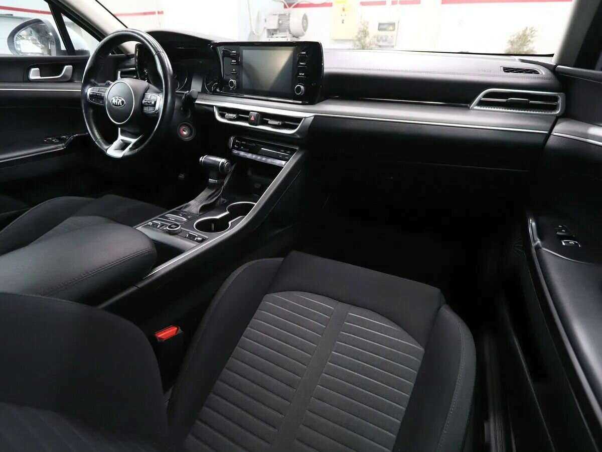 Купить Kia K5 с пробегом. Фото: #14