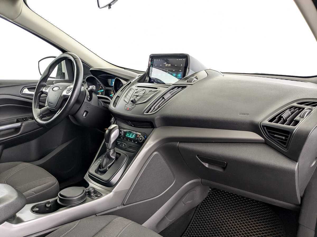 Купить Ford Kuga с пробегом. Фото: #8